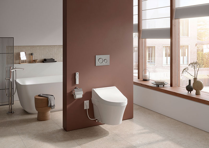 TOTO’s WASHLET C5 bidet seat has a refined and contemporary design, easily integrated into a variety of bathroom decors.